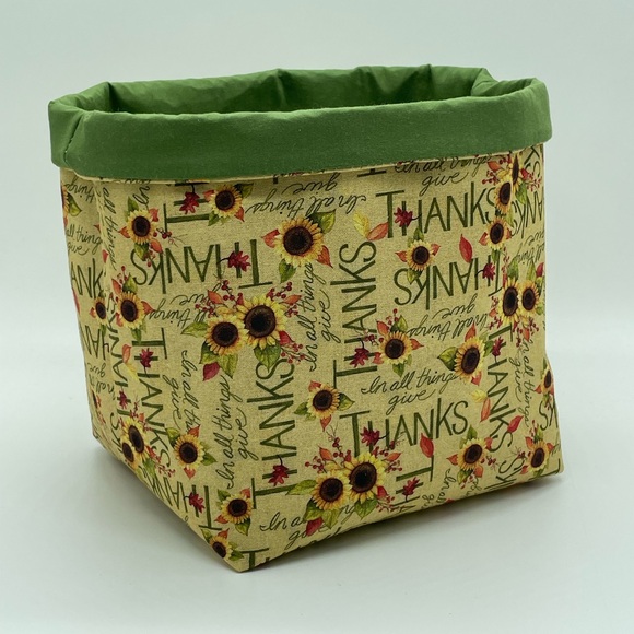 Fall Thanksgiving Fabric Basket / Fall Decor / Storage and Organizer Bin - Picture 1 of 3